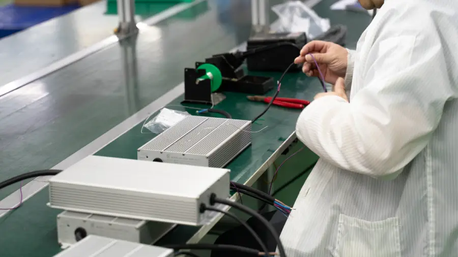 Manufacturing and assembling power supply drivers