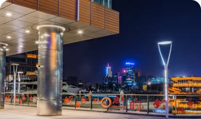 Outdoor lighting used for urban plazas and landscape pathways